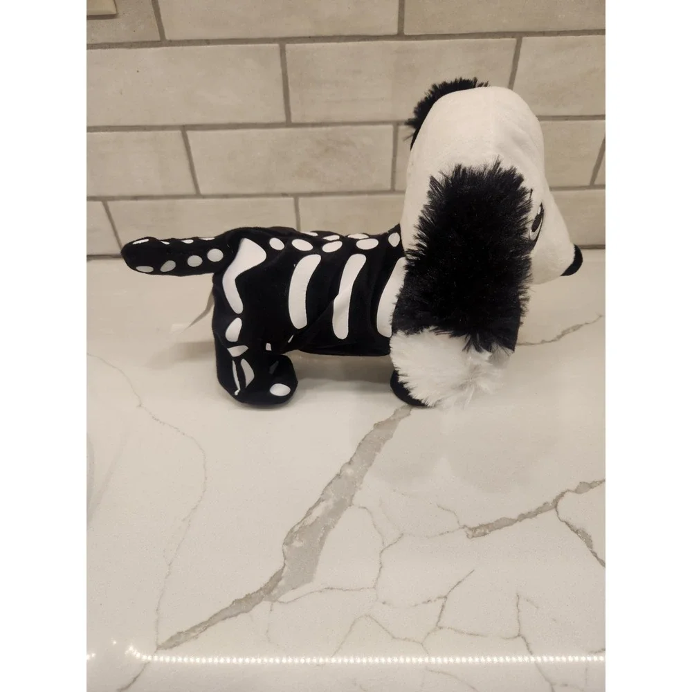 Gemmy Boney Skeleton Singing Dog Animated Dance Halloween Spooky Scary Skeletons